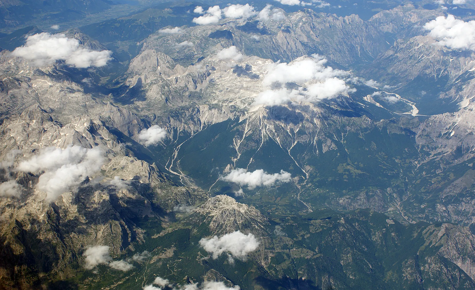 Jezercë, Albania