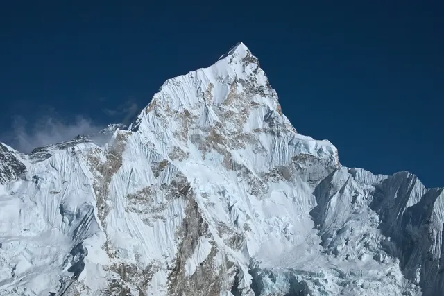 Nuptse, Nepal