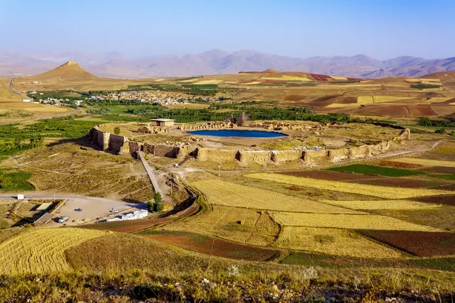 Tajt-e Soleimán, Irán
