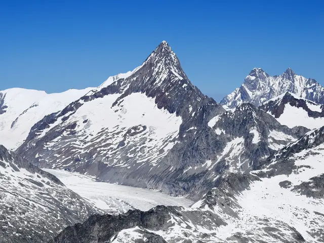 Finsteraarhorn, Schweiz